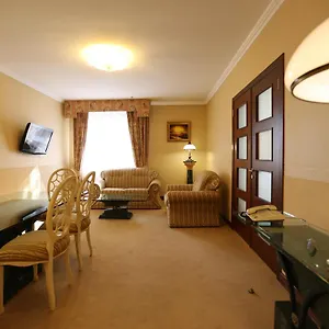 Navaria Nova Hotel Navariya
