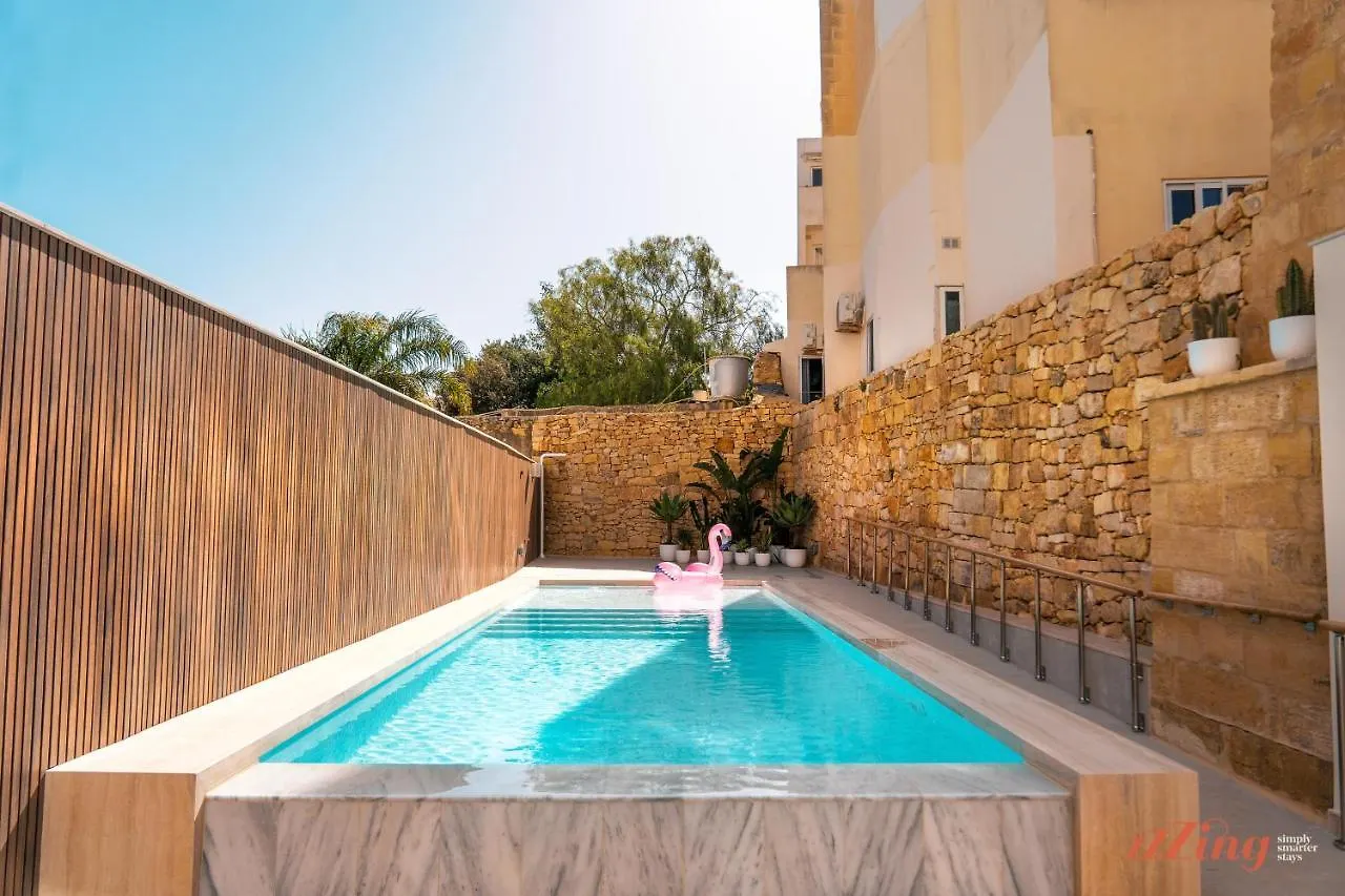 Spinola Stays St. Julian's